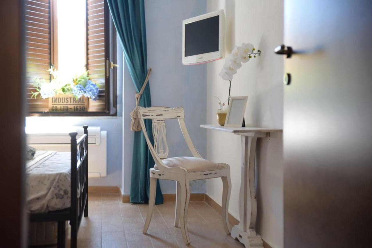 San Salvator Luxury Suites Nettuno Exteriör bild