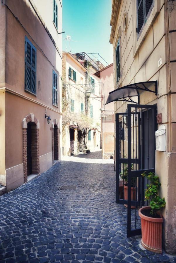 San Salvator Luxury Suites Nettuno Exteriör bild