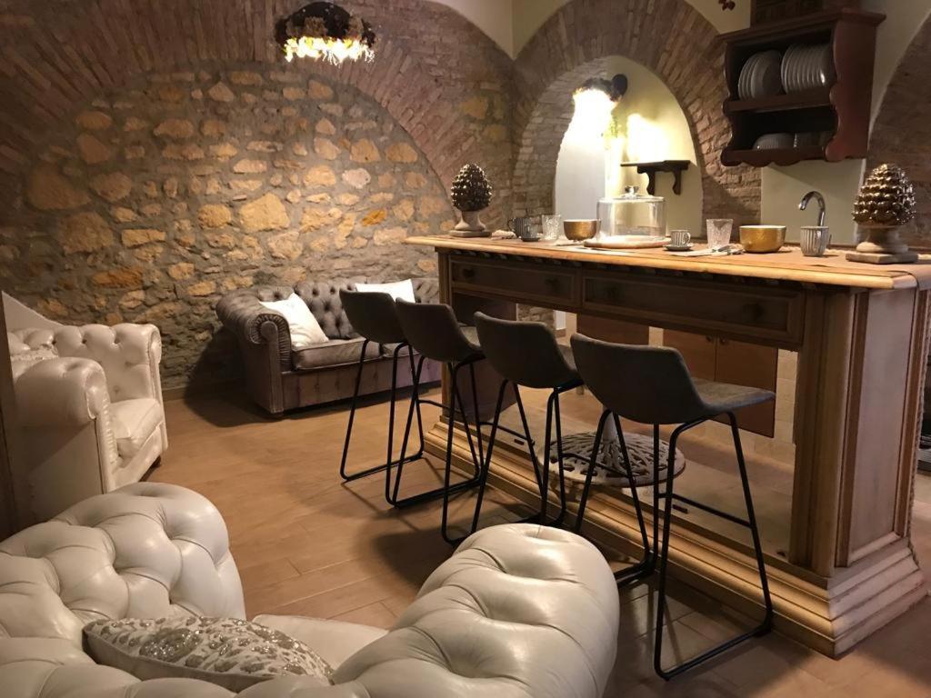 San Salvator Luxury Suites Nettuno Exteriör bild