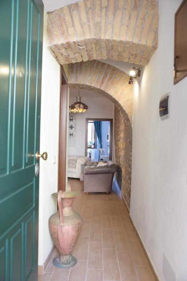 San Salvator Luxury Suites Nettuno Exteriör bild